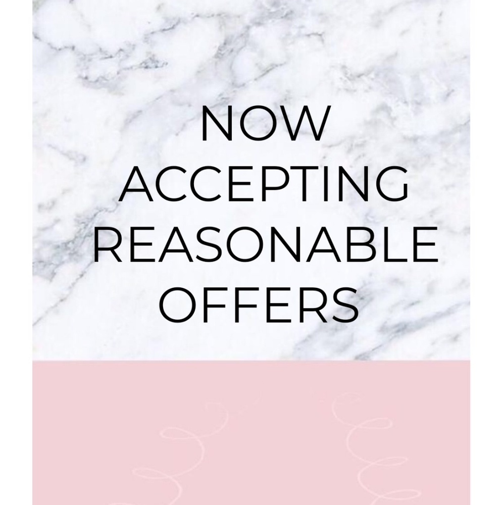 💕 MAKE ME AN OFFER 💕